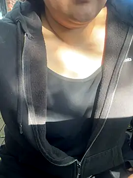 Snapshot of inked_nekoo chatting on 11/02/25, 02:41 inked nekoo online show from 11/02/25, 02:41