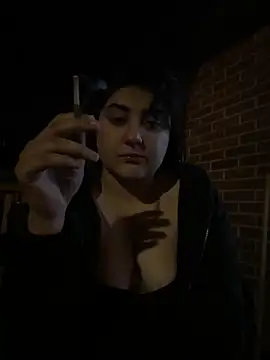 Snapshot of inked_nekoo chatting on 11/24/25, 02:33 inked nekoo online show from 11/24/25, 02:33