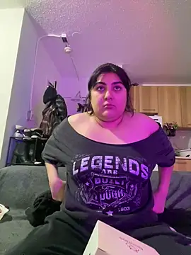 Snapshot of inked_nekoo chatting on 12/13/25, 11:43 inked nekoo online show from 12/13/25, 11:43