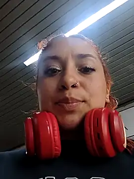 Snapshot of Mariana-94 chatting on 05/14/26, 02:24 Mariana-94 online show from 05/14/26, 02:24