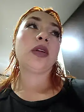 Snapshot of Mariana-94 chatting on 06/05/26, 12:11 Mariana-94 online show from 06/05/26, 12:11