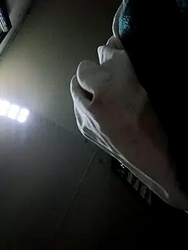 bearded cross online show from 01/17/26, 07:35