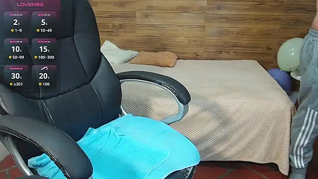 taner king online show from 10/10/25, 02:54