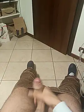 Snapshot of LucifertheGenius chatting on 12/04/25, 04:11 LucifertheGenius online show from 12/04/25, 04:11