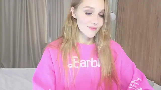 Brigitte Bardot online show from 09/29/25, 06:18