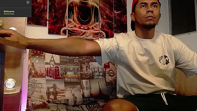 Snapshot of Sander_ath chatting on 10/11/25, 12:21 Sander ath online show from 10/11/25, 12:21