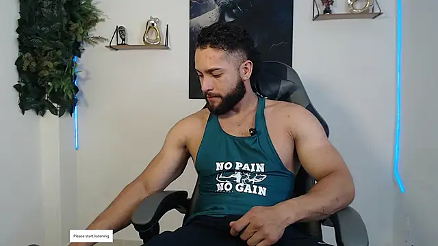 Snapshot of massimofiore_ chatting on 04/09/26, 04:34 massimofiore online show from 04/09/26, 04:34