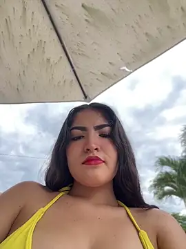 Snapshot of Gaby-Herrera chatting on 09/14/25, 08:19 Gaby-Herrera online show from 09/14/25, 08:19