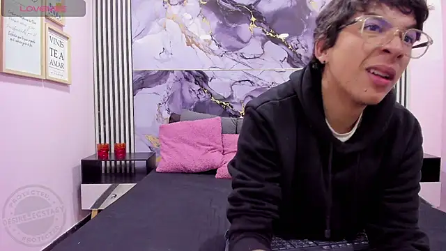 Desire Ecstasy online show from 11/05/25, 01:11