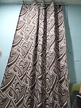 Snapshot of Sugar_Gen chatting on 09/27/25, 04:23 Sugar Gen online show from 09/27/25, 04:23