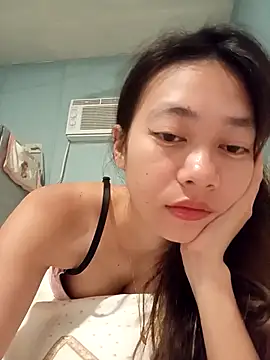 Snapshot of Sugar_Gen chatting on 10/02/25, 05:20 Sugar Gen online show from 10/02/25, 05:20