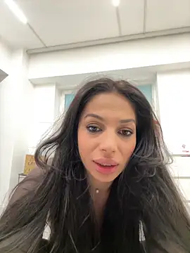 Bella Vixen  online show from 11/03/25, 08:10