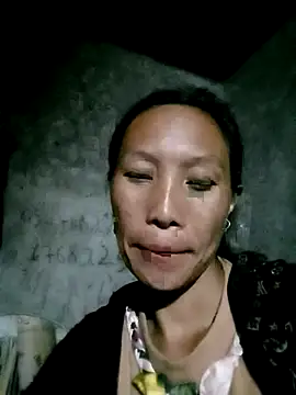 Snapshot of Lisa_pusy chatting on 11/18/25, 11:03 Lisa pusy online show from 11/18/25, 11:03