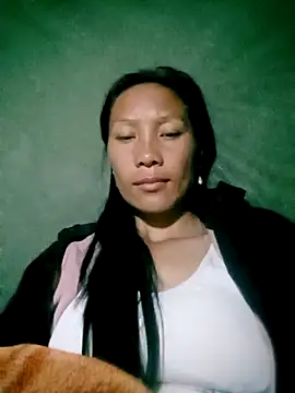 Snapshot of Lisa_pusy chatting on 11/24/25, 11:04 Lisa pusy online show from 11/24/25, 11:04