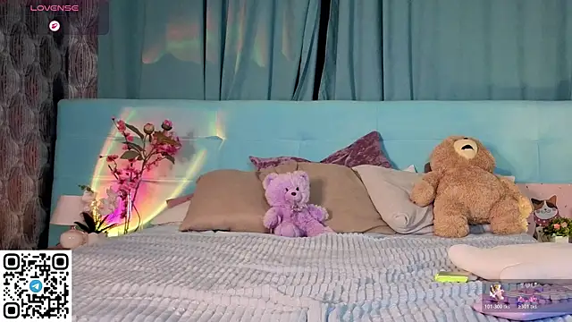 Aurora Bennet online show from 02/09/26, 11:42