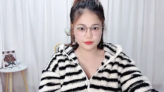 Dec-7758 online show from 11/16/25, 01:17