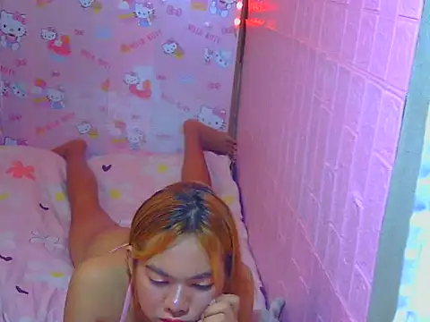 Snapshot of ursexy_trans chatting on 09/21/25, 03:52 ursexy trans online show from 09/21/25, 03:52