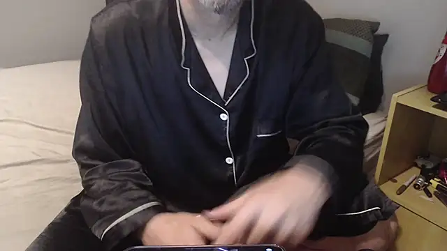 Snapshot of idiotpig66 chatting on 03/07/25, 06:22 idiotpig66 online show from 03/07/25, 06:22