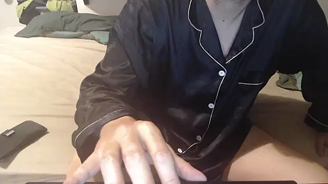 Snapshot of idiotpig66 chatting on 03/14/25, 04:30 idiotpig66 online show from 03/14/25, 04:30