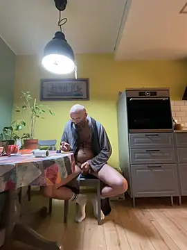 Snapshot of smint06 chatting on 02/03/26, 03:17 smint06 online show from 02/03/26, 03:17