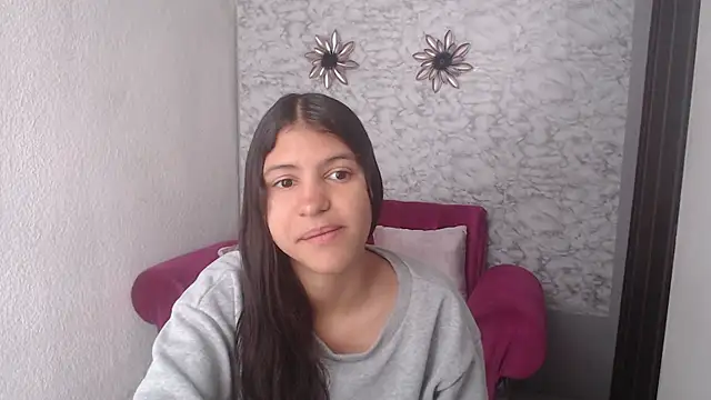 Evagirl69 online show from 10/10/25, 12:15