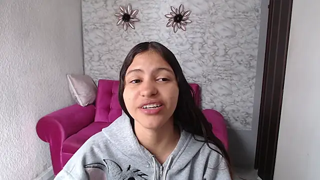 Evagirl69 online show from 04/09/26, 12:21