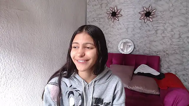 Evagirl69 online show from 07/01/26, 12:29