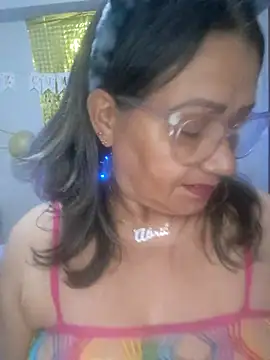 Snapshot of Vickysweeeettt chatting on 07/02/26, 02:44 Vickysweeeettt online show from 07/02/26, 02:44
