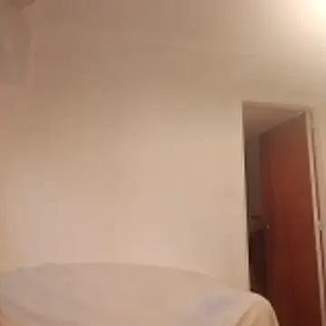 Snapshot of Souphicherry chatting on 11/17/25, 10:48 Souphicherry online show from 11/17/25, 10:48