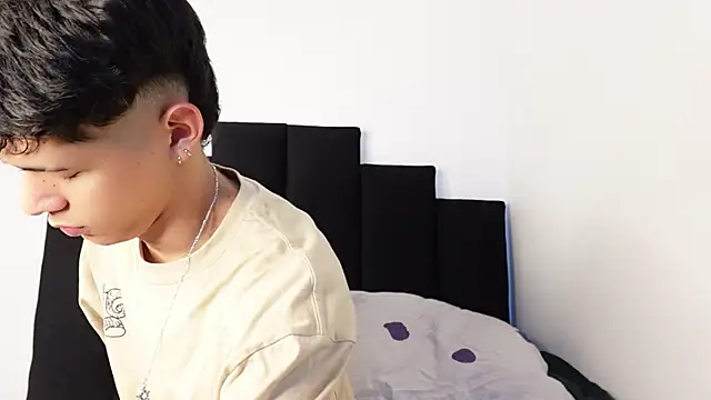 alexmark  online show from 09/25/25, 07:28