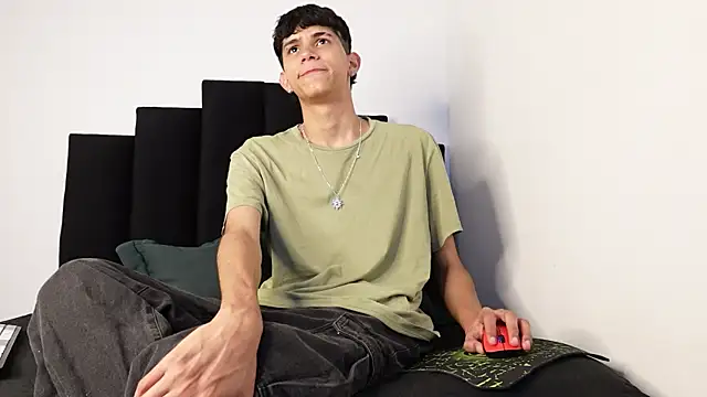 alexmark  online show from 10/06/25, 01:19