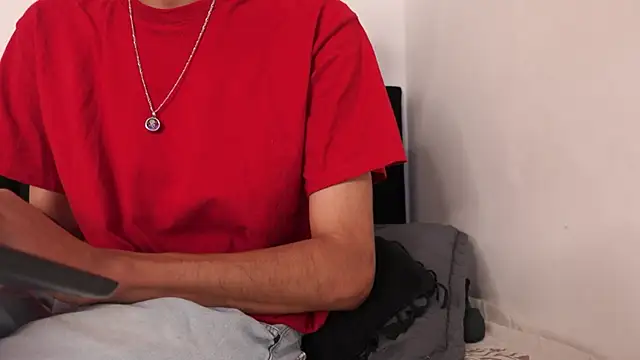 Snapshot of alexmark_ chatting on 03/19/26, 06:56 alexmark online show from 03/19/26, 06:56