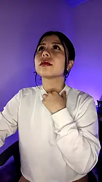 SiennaValera online show from 11/29/25, 12:19