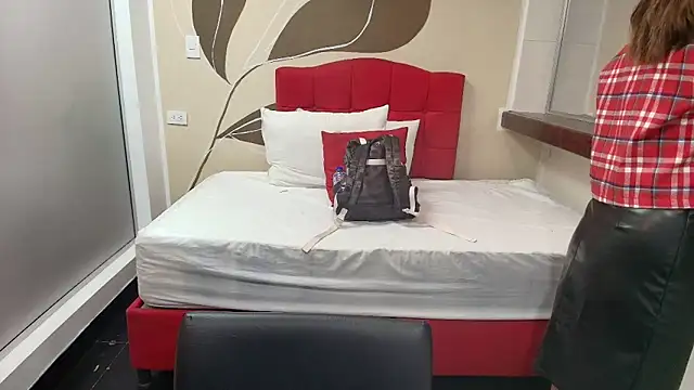 Snapshot of SexyRachel_ chatting on 09/23/25, 11:57 SexyRachel  online show from 09/23/25, 11:57