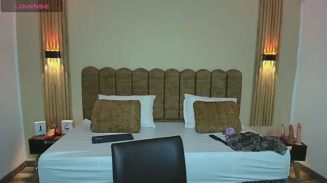 Snapshot of SexyRachel_ chatting on 10/07/25, 11:51 SexyRachel  online show from 10/07/25, 11:51