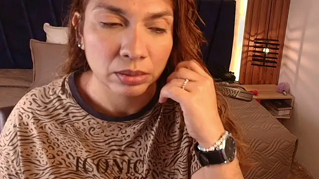 Snapshot of SexyRachel_ chatting on 04/21/26, 12:11 SexyRachel online show from 04/21/26, 12:11