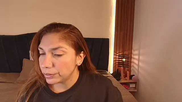 Snapshot of SexyRachel_ chatting on 04/24/26, 12:18 SexyRachel online show from 04/24/26, 12:18