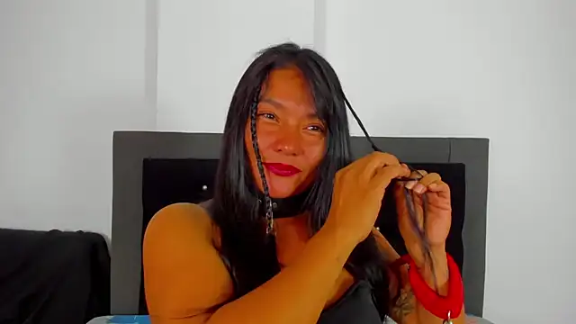 Snapshot of vyumekoper chatting on 11/11/25, 07:58 vyumekoper online show from 11/11/25, 07:58