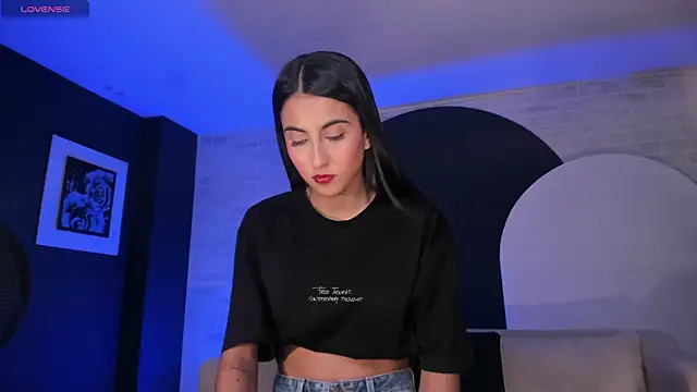 Snapshot of BonnyRose chatting on 03/17/26, 07:39 BonnyRose online show from 03/17/26, 07:39