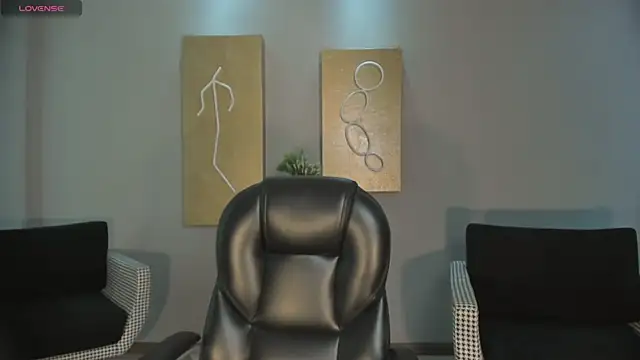 TiffannySins online show from 11/14/25, 04:11