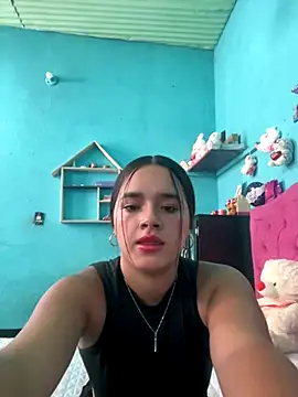 Snapshot of Luciaparker03 chatting on 09/26/25, 06:12 Luciaparker03 online show from 09/26/25, 06:12