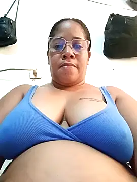 Big ass submissive online show from 05/06/26, 12:43