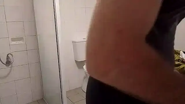 Snapshot of rivocumslut chatting on 04/01/26, 08:04 rivocumslut online show from 04/01/26, 08:04