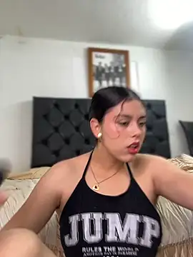 Snapshot of AVA_69 chatting on 10/02/25, 08:10 AVA 69 online show from 10/02/25, 08:10