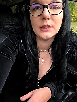 Snapshot of Swiss_Lady chatting on 11/01/25, 03:03 Swiss Lady online show from 11/01/25, 03:03