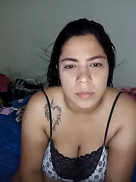 Snapshot of Georgina_Bigboobs chatting on 03/18/26, 03:42 Georgina Bigboobs online show from 03/18/26, 03:42