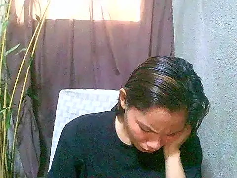 Snapshot of Sweeetgurll chatting on 05/05/26, 03:03 Sweeetgurll online show from 05/05/26, 03:03