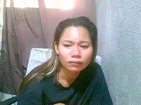 Snapshot of Sweeetgurll chatting on 05/23/26, 12:05 Sweeetgurll online show from 05/23/26, 12:05