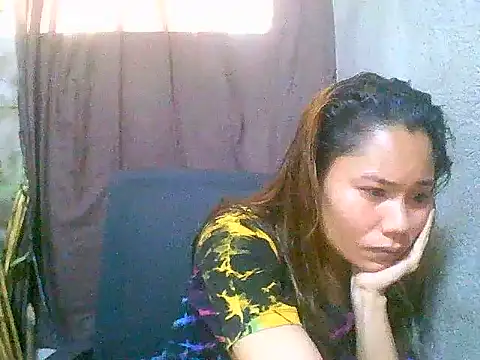 Snapshot of Sweeetgurll chatting on 06/04/26, 01:33 Sweeetgurll online show from 06/04/26, 01:33