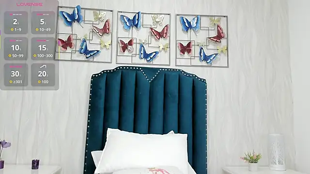 Alison Carde05 online show from 10/18/25, 07:36